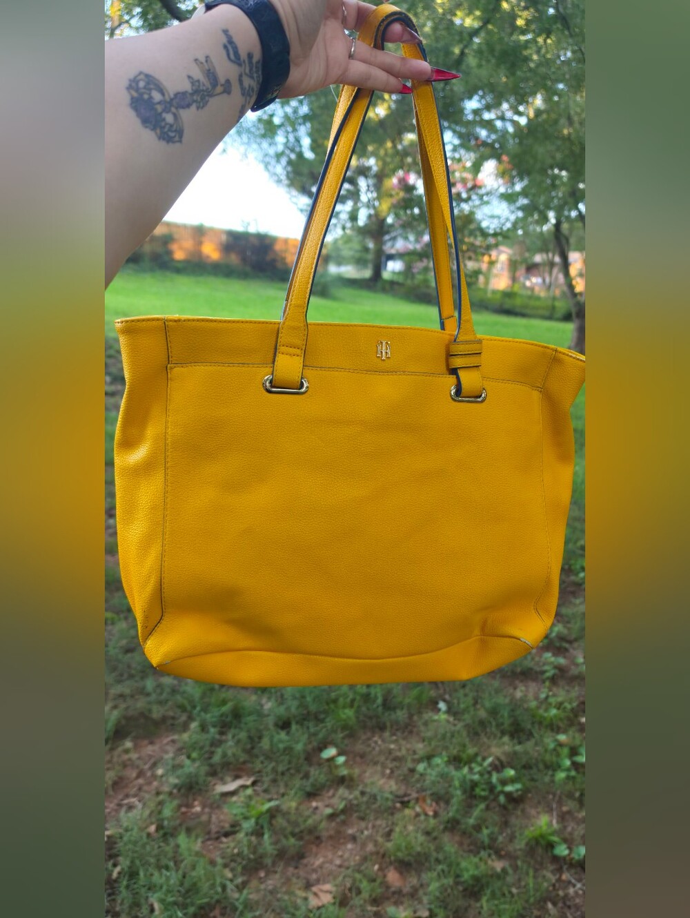 Tommy Hilfiger, yellow tote, mustard handbag, work bag, shoulder bag, large tote